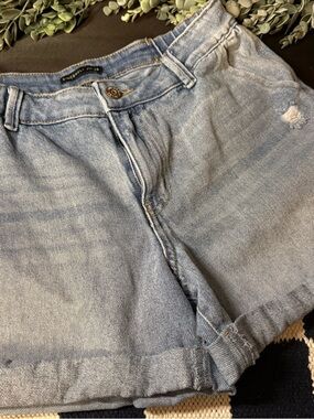 Sincerely Jules Light Blue distressed denim jean Shorts size 7